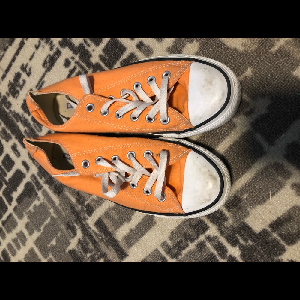 Peach converse